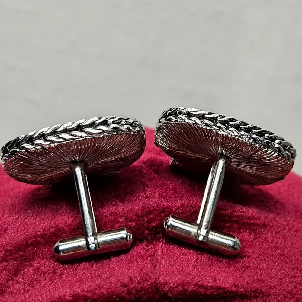 Vintage Cufflinks Mens OS Silver Blue Wrap Mesh Faux Cameo Woman Wolf Intaglio